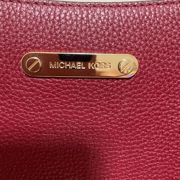 Michael Kors Red Leather Shoulder Bag - Picture 2 of 7